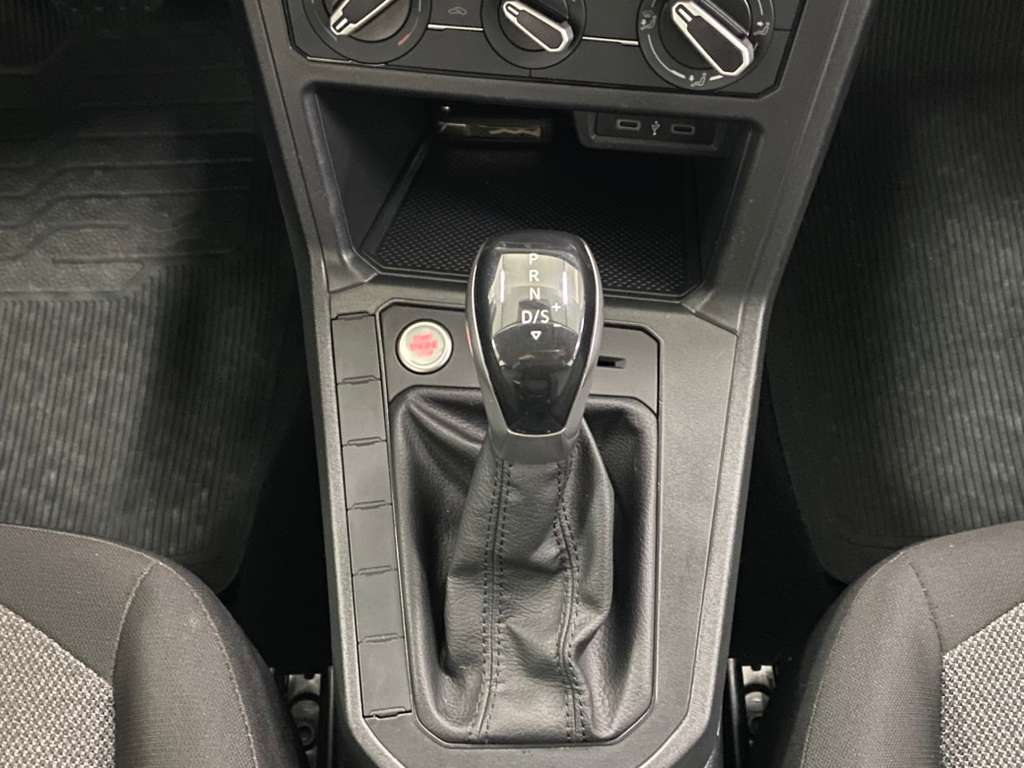 VOLKSWAGEN POLO CL AB AUTOMÁTICO 1.0 TSI 2025 completo