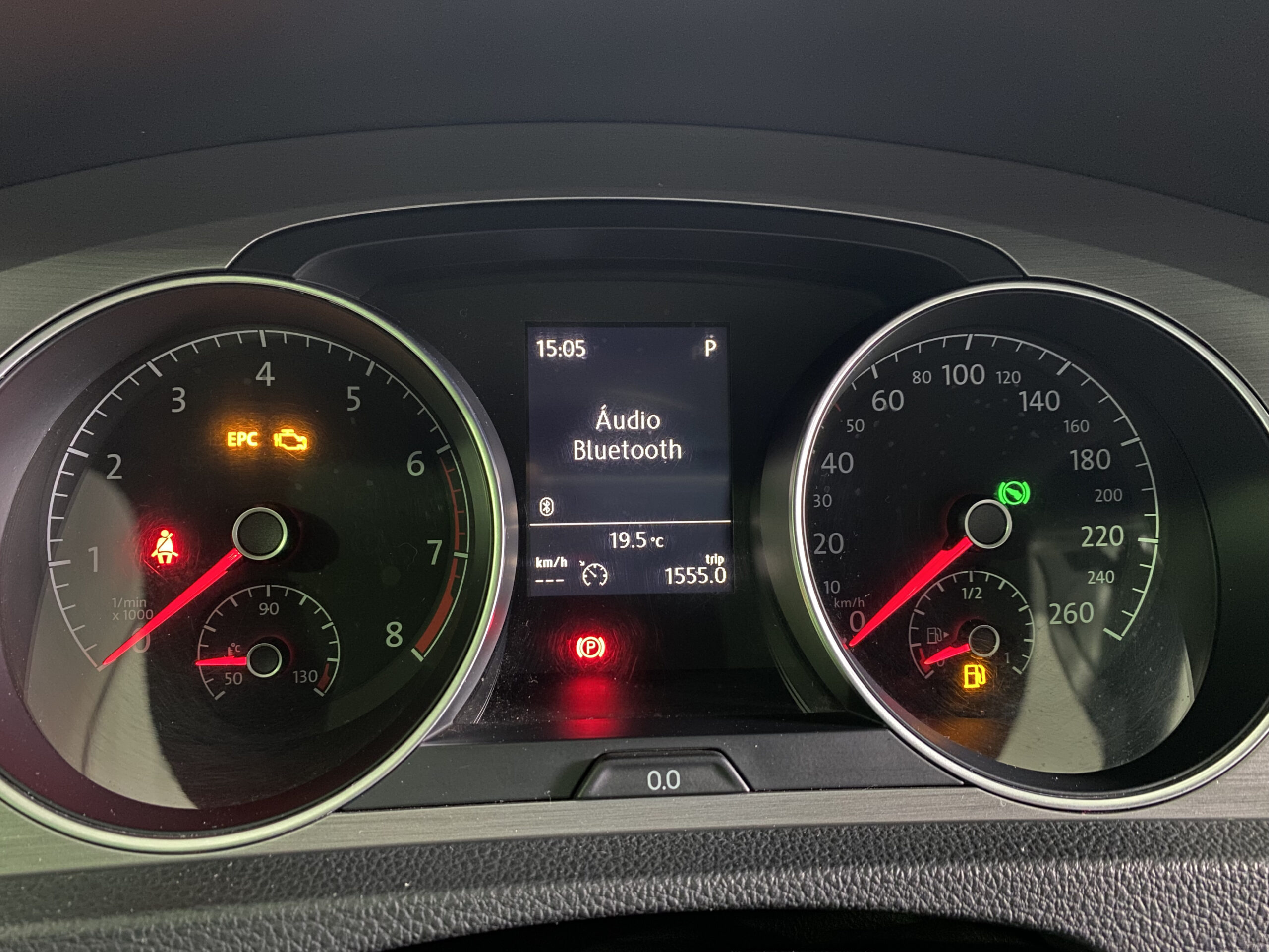 VOLKSWAGEN GOLF VARIANT AUTOMÁTICO CL AA 2016 completo