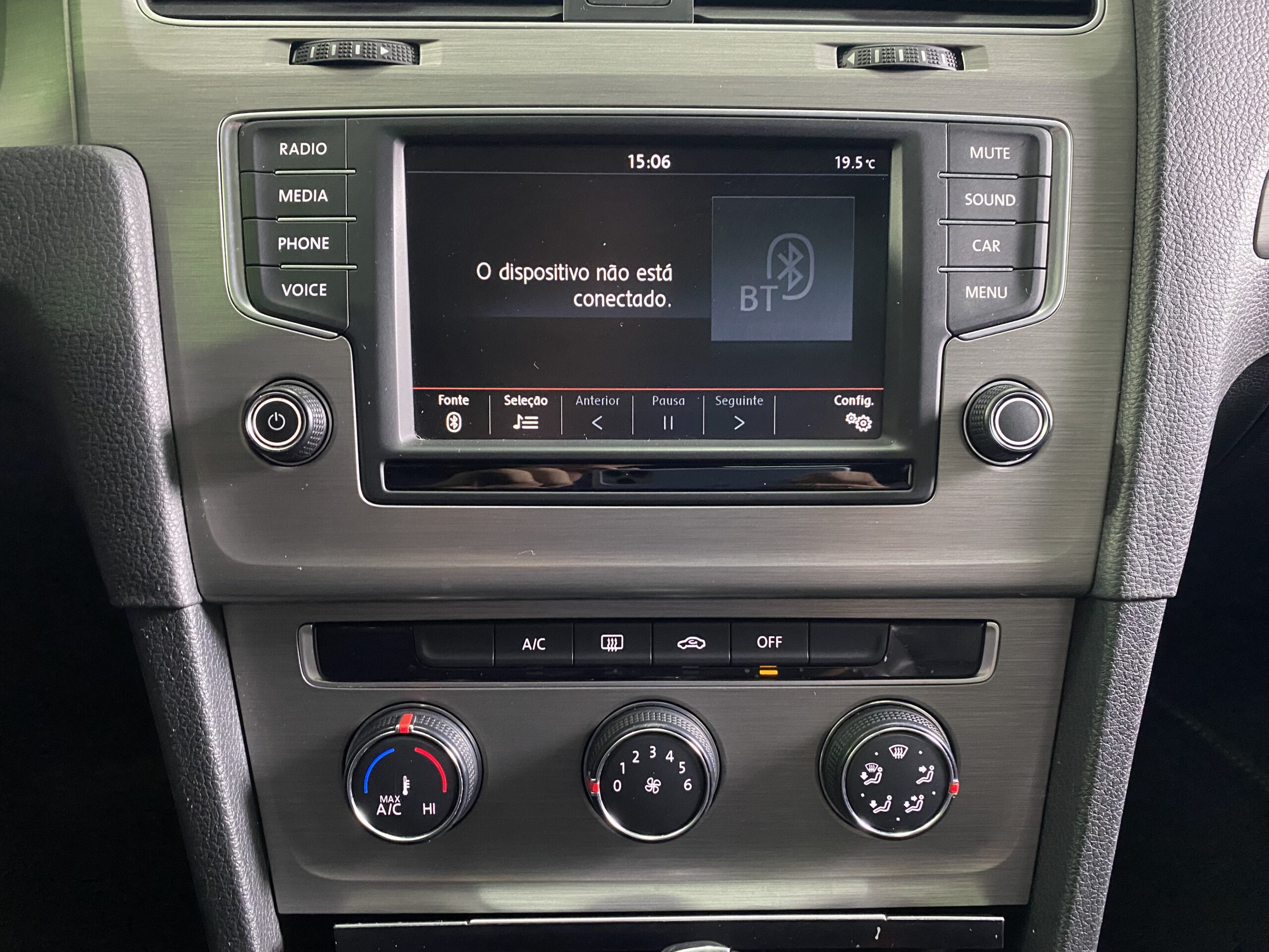 VOLKSWAGEN GOLF VARIANT AUTOMÁTICO CL AA 2016 completo