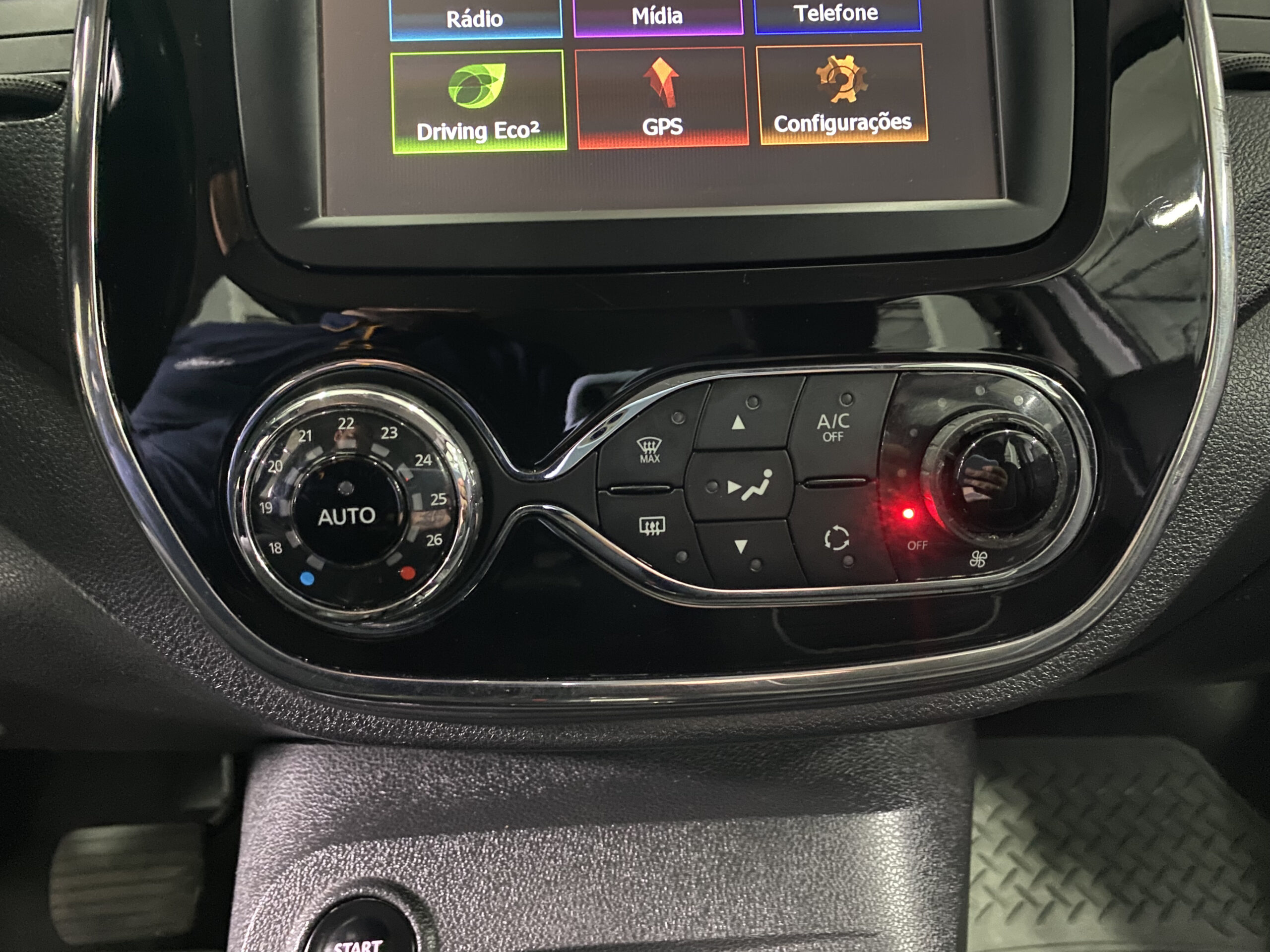 RENAULT CAPTUR INTEN 16A AUTOMÁTICO 2018 completo