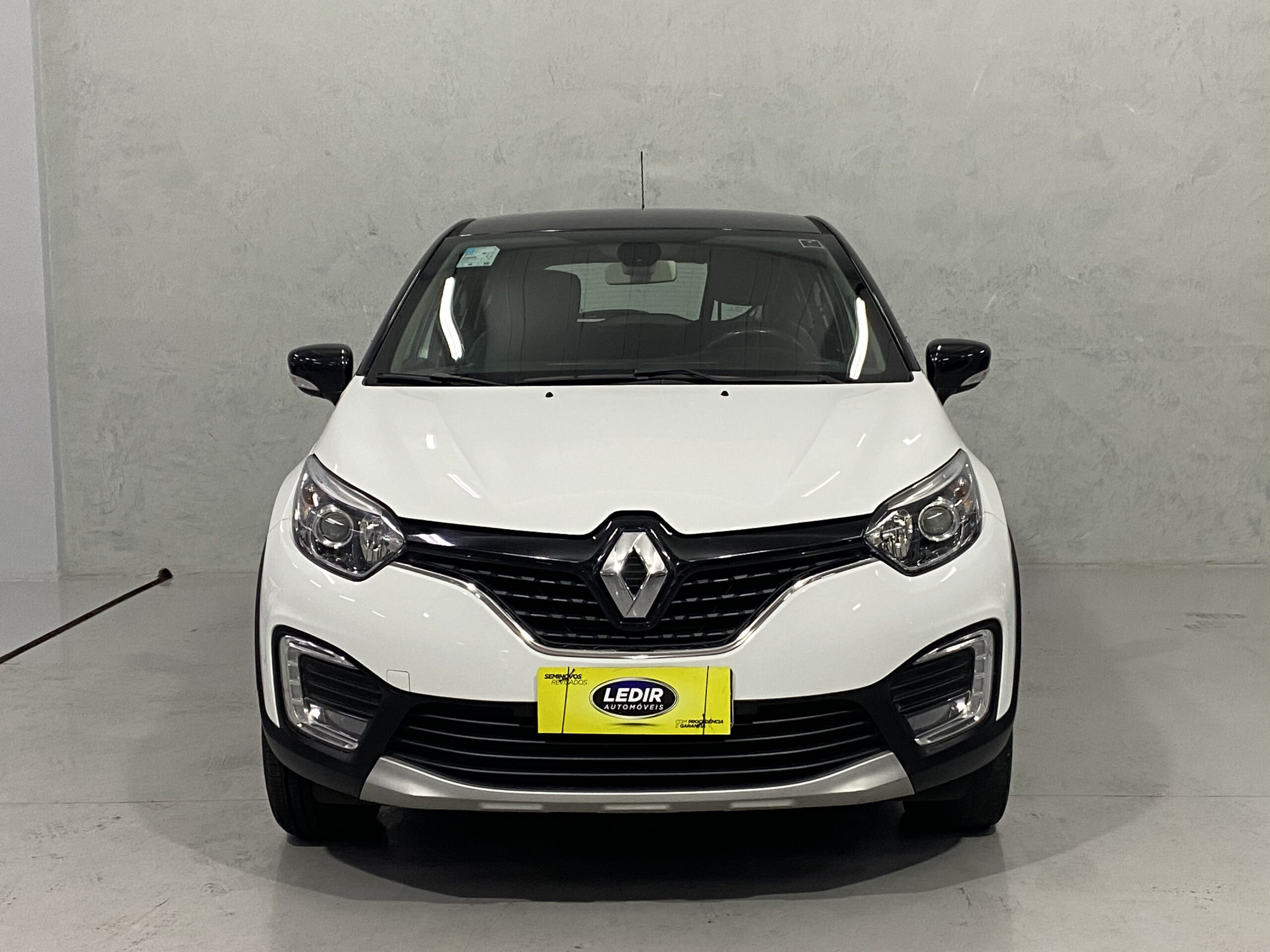 RENAULT CAPTUR INTEN 16A AUTOMÁTICO 2018 completo