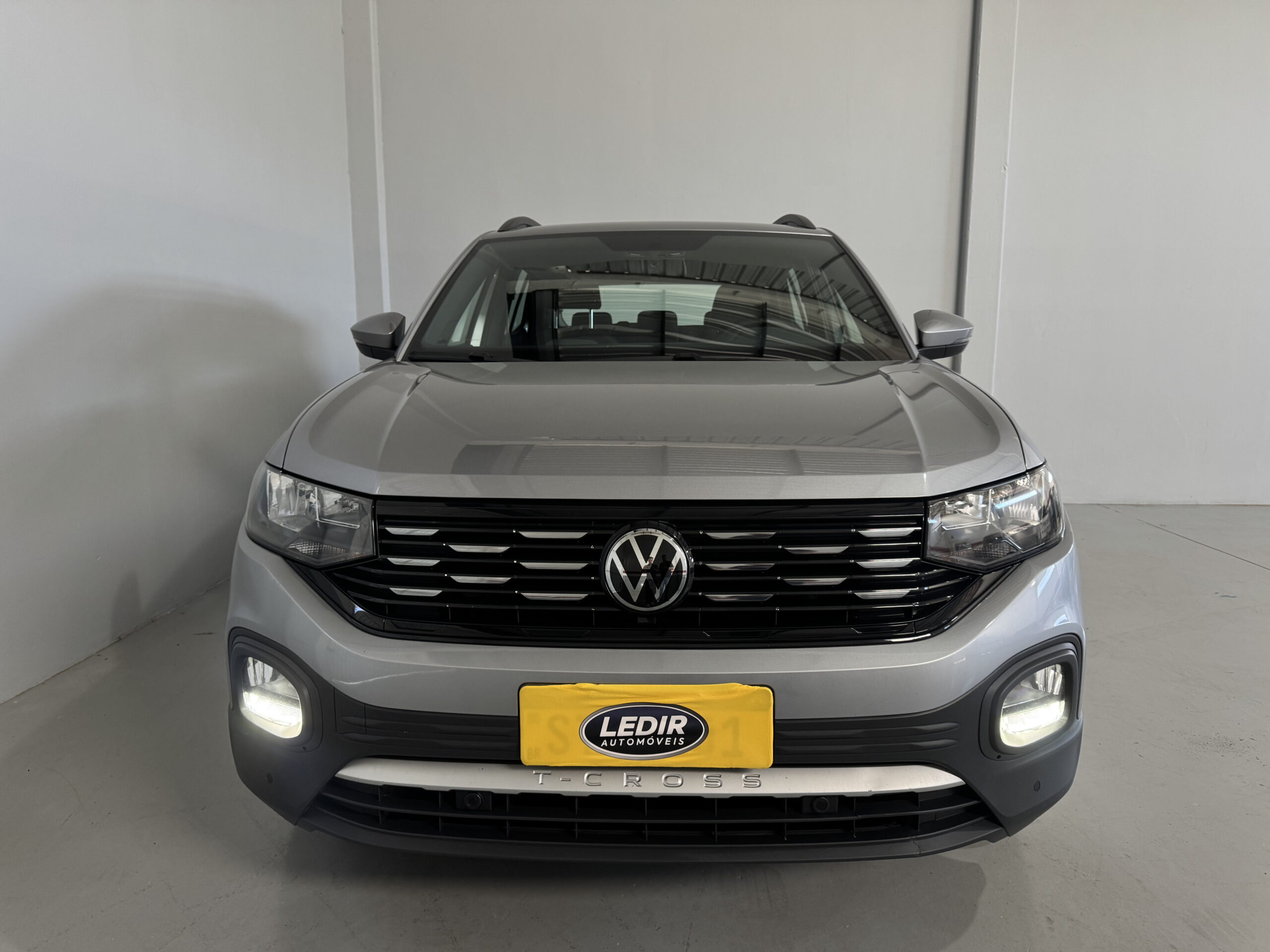 VOLKSWAGEN T-CROSS AUTOMÁTICO CL TSI 2024 completo