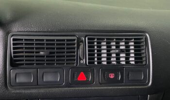 VOLKSWAGEN GOLF 2002 1.6 completo