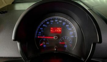 VOLKSWAGEN BEETLE completo