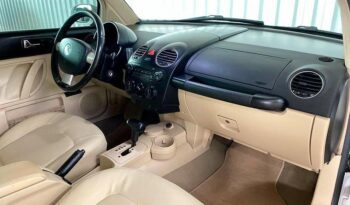 VOLKSWAGEN BEETLE completo