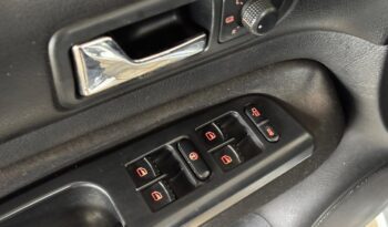 VOLKSWAGEN GOLF 2.0 CONFORTLINE completo