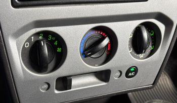 FORD FIESTA SEDAN 1.6 FLEX completo