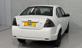 FORD FIESTA SEDAN 1.6 FLEX completo