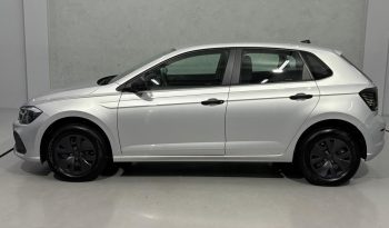 VOLKSWAGEN POLO TRACK 2025 completo
