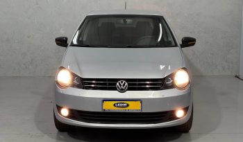 VOLKSWAGEN POLO SEDAN 1.6 MANUAL 2013 completo